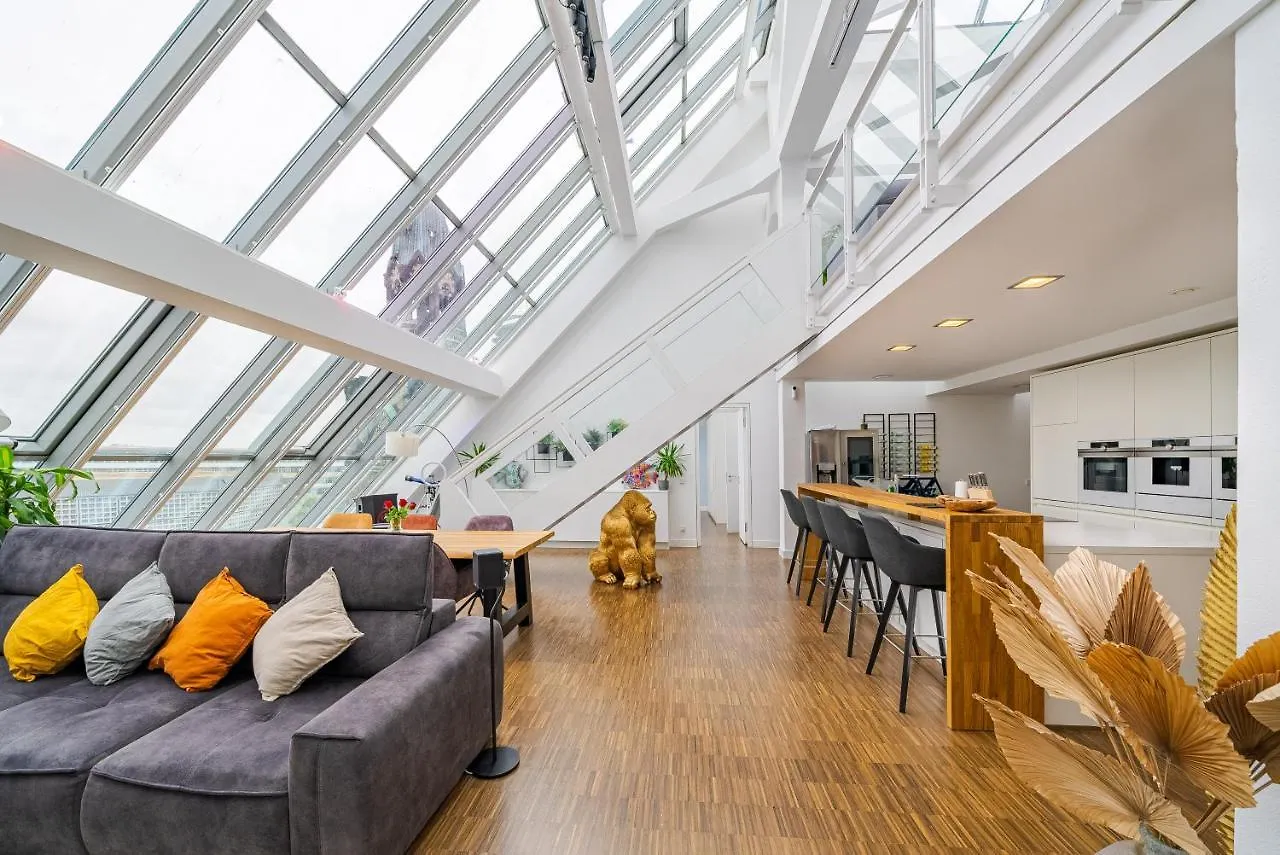 Luxus Penthouse Am Kurfuerstendamm ベルリン 0*,  ドイツ